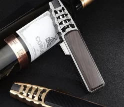 Merkloos Turbo Jetflame Aansteker - Gasbrander - Vuurwerk Torch - Crème Brûlée Brander - BBQ En Sigaren Aansteker - Windproof - Walnoothout Met Grijze Metalen Behuizing 16 Merkloos Turbo Jetflame Aansteker - Gasbrander - Vuurwerk Torch - Crème Brûlée Brander - BBQ En Sigaren Aansteker - Windproof - Walnoothout Met Grijze Metalen Behuizing -Thuis-BBQ 1200x1028 4
