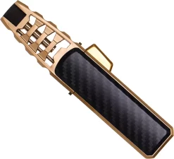 Merkloos Turbo Jetflame Aansteker - Gasbrander - Vuurwerk Torch - Crème Brûlée Brander - BBQ En Sigaren Aansteker - Windproof - Carbon Met Goudkleurige Metalen Behuizing 13 Merkloos Turbo Jetflame Aansteker - Gasbrander - Vuurwerk Torch - Crème Brûlée Brander - BBQ En Sigaren Aansteker - Windproof - Carbon Met Goudkleurige Metalen Behuizing -Thuis-BBQ 1200x1094 2