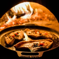 Valhal Outdoor Skillet / Plancha / Koekenpan - Gietijzer - Diameter 35cm, Twee Handvatten, VH35F -Thuis-BBQ 1200x1200 656