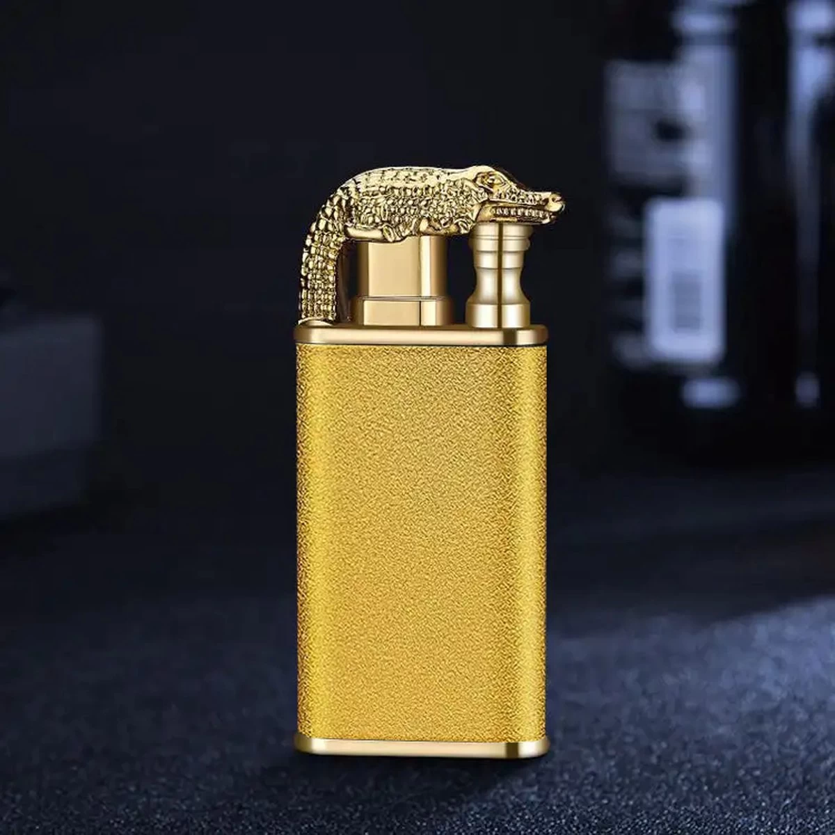 Krokodil Aansteker - Goud 1 Krokodil Aansteker - Goud