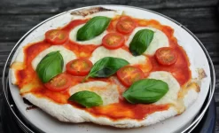 Cobb - Pizzasteen - Cordieriet -Thuis-BBQ 1200x729