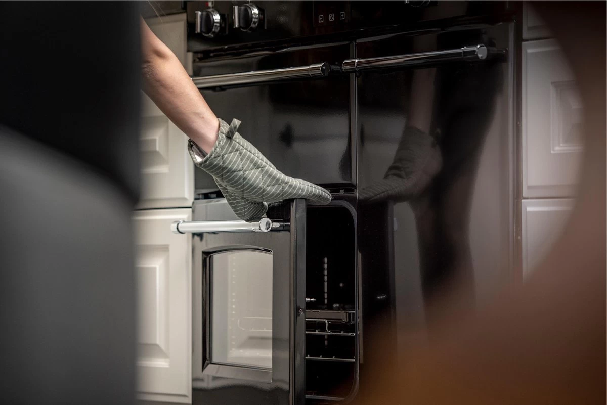 Gideon - Ovenwant & Pannenlap – 100% Katoen – Handzaam & Hittebestendig - Groen 3 Gideon - Ovenwant & Pannenlap – 100% Katoen – Handzaam & Hittebestendig - Groen - Afbeelding 3