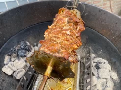 BBQ Rotisserie Kebab Spiezen Set (universele Set Geschikt Voor De Meeste Rotisseries / BBQ Spitten) -Thuis-BBQ 1200x899 23