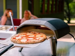 Ooni Koda Gas-Powered Outdoor Pizza Oven -Thuis-BBQ 1200x900 19